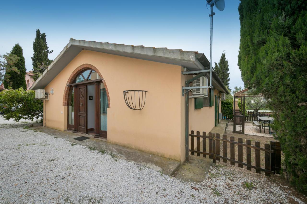 Podere Isabella San Vincenzo Exterior photo