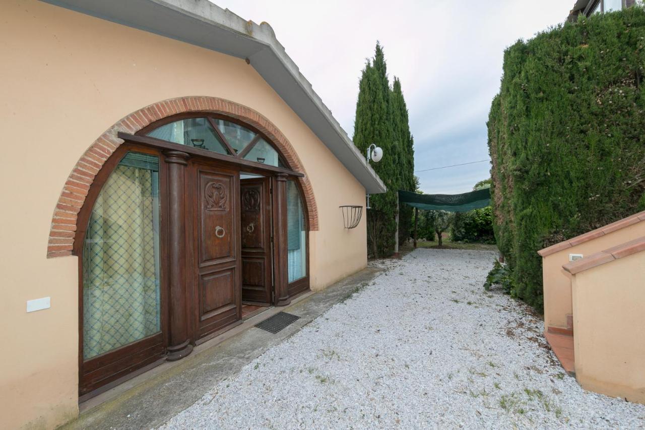 Podere Isabella San Vincenzo Exterior photo