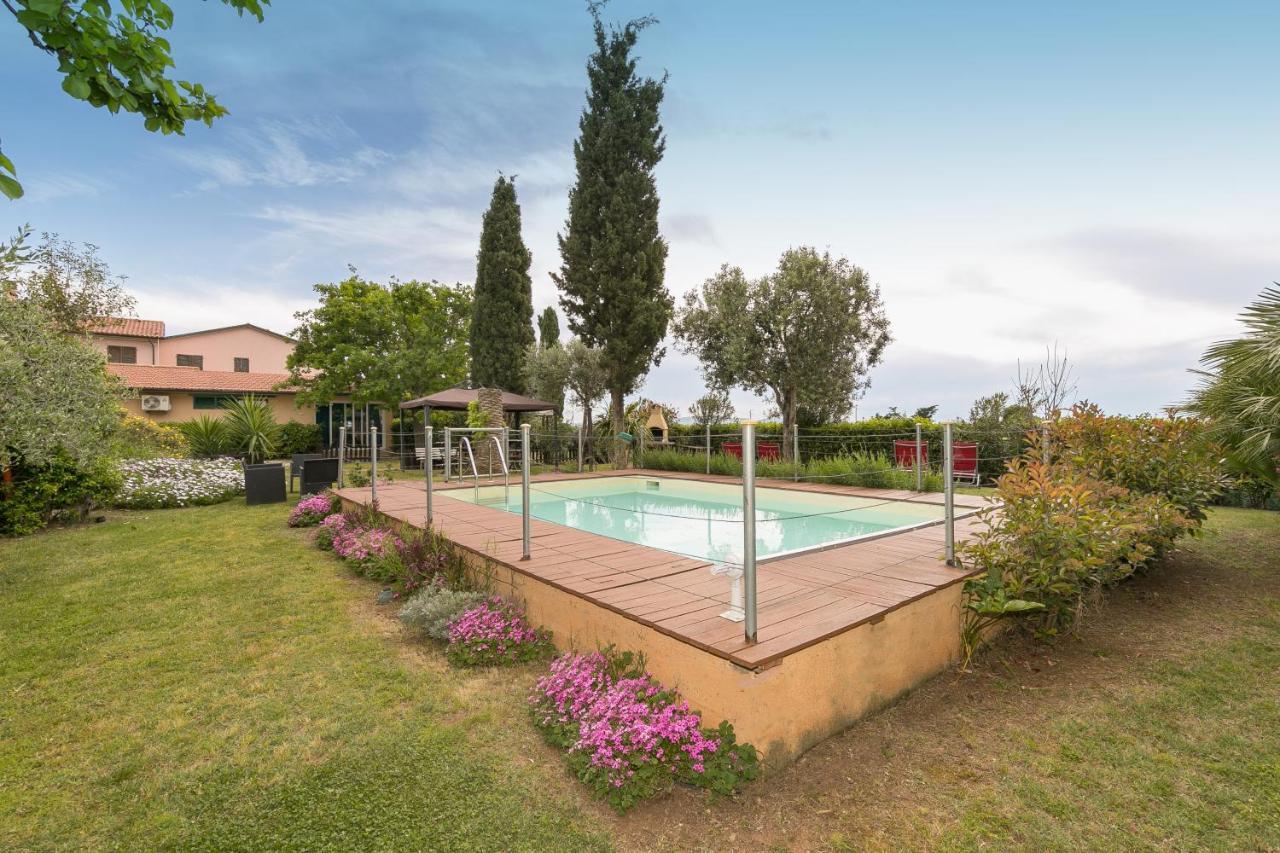 Podere Isabella San Vincenzo Exterior photo